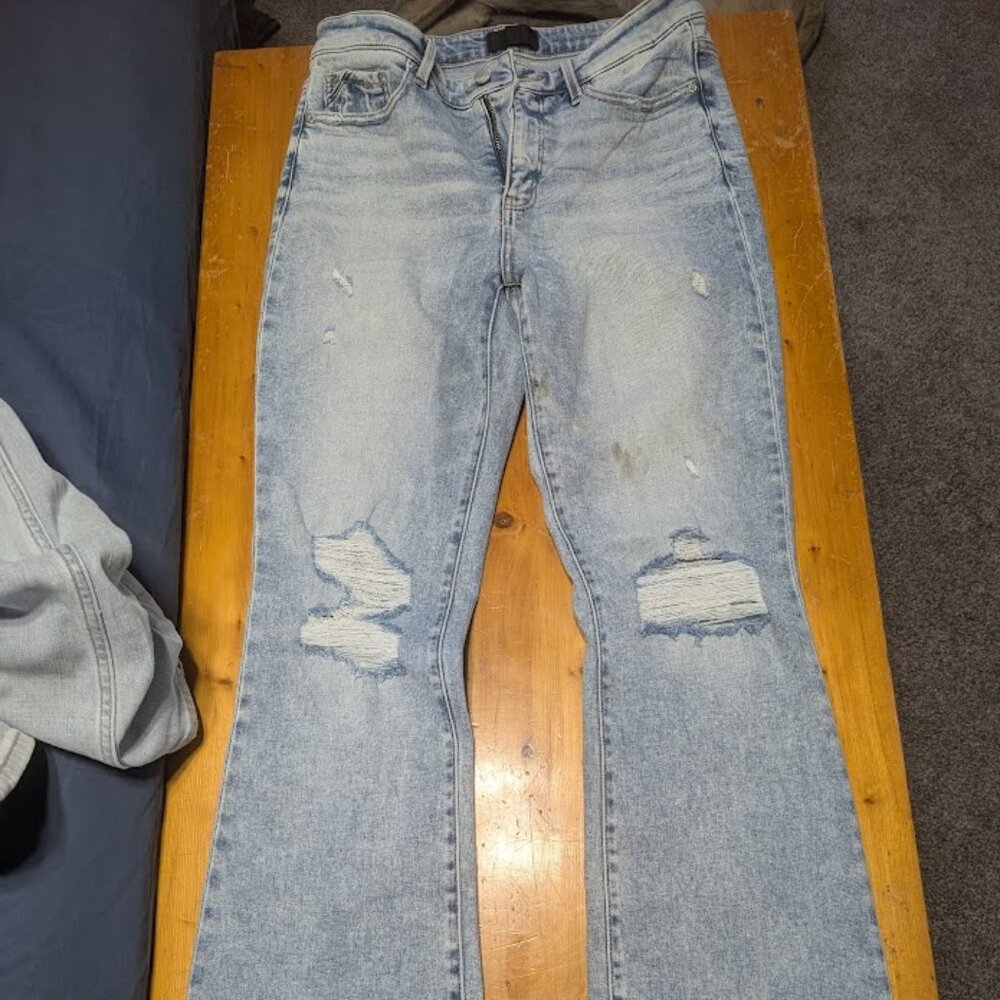 Buckle Black Jeans